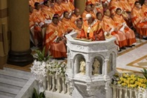 Papa in Asia. Francesco ai giovani thailandesi: “Siate ben radicati in Cristo”.