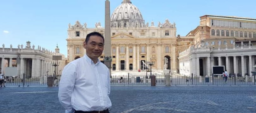 Piazza Tiananmen, il giornalista cinese che ne ha raccontato il dramma ora è cattolico e vive in Italia