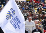 Papa Francesco all’Azione Cattolica: “promuovete la cultura dell’abbraccio nella Chiesa e nella società