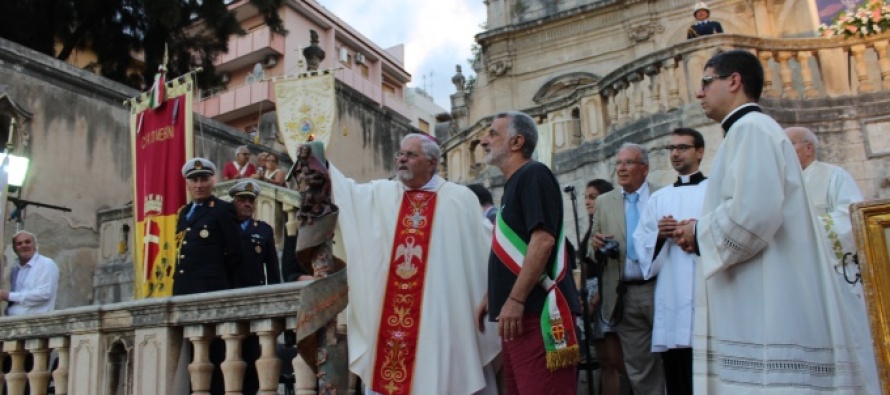 MESSINA – Santa Eustochia, rinnovata l’offerta del “cero votivo”, con “atto di affidamento” alla sua protezione