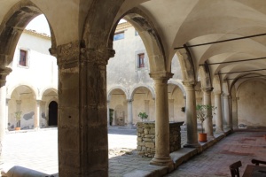 Chiostro 3