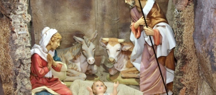 MESSINA – Il Presepe: una devozione tradizionale da valorizzare e diffondere, perchè giova a rivivere il mistero dell’incarnazione e nascita di Gesù, a trasmettere la fede e a rinsaldare l’identità cristiana