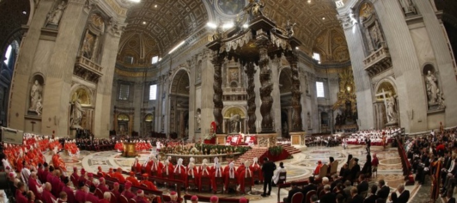 Il nostro arcivescovo riceve il pallio dal Santo Padre Francesco