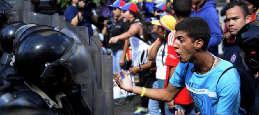 VENEZUELA – Una “Tragedia umanitaria di dimensioni incalcolabili”, l’aiuto dai fondi Cei 8xmille della Chiesa e dalla fedele opera della Congregazione don Orione