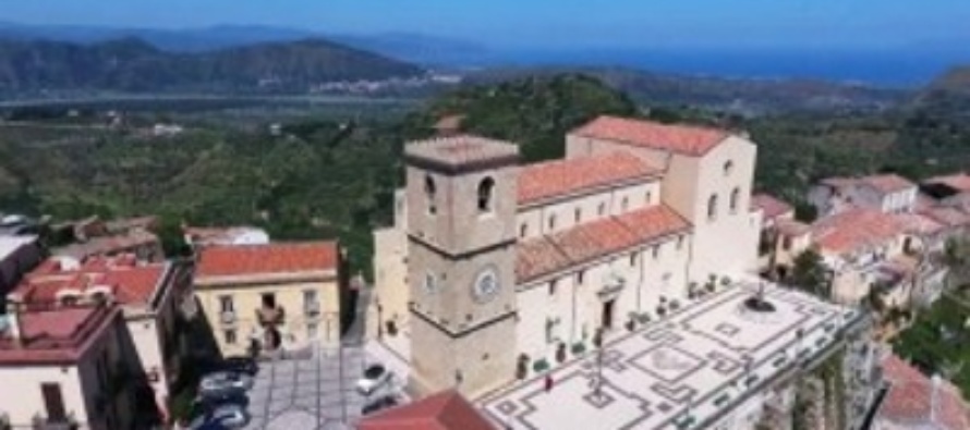 SICILIA – “Borgo dei Borghi” 2018, Castroreale: paese ricco di bellezza naturale storia arte tradizioni e religiosità, in gara per il titolo