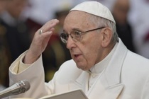 La preghiera del Papa per l’Immacolata: “Vicina a famiglie che soffrono indifferenza, rifiuto, disprezzo”.