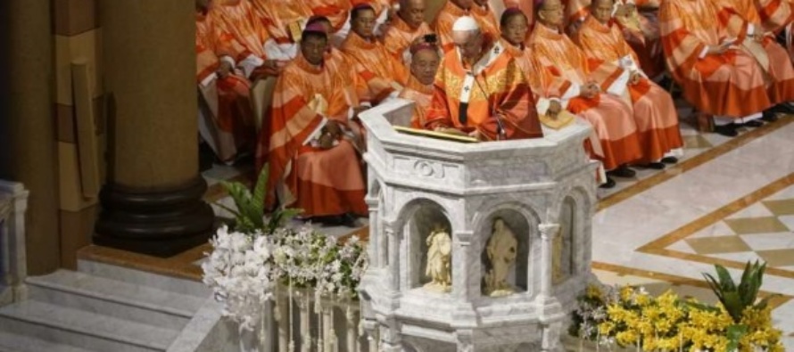 Papa in Asia. Francesco ai giovani thailandesi: “Siate ben radicati in Cristo”.