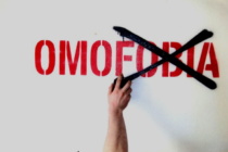 Omofobia, Cei: “non serve una nuova legge”, “introdurrebbe un inammissibile reato di opinione”