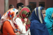Pakistan, ACS: nuovi progetti a protezione di giovani donne e minorenni
