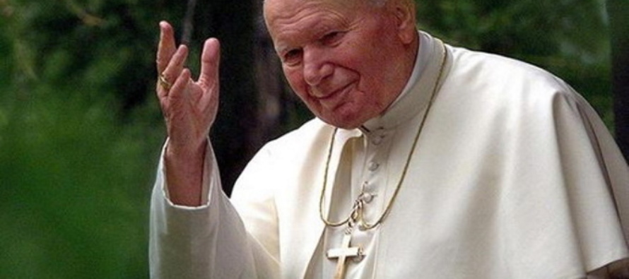 Caso Orlandi, maldicenze su Wojtyla, Papa Francesco: “illazioni offensive e infondate”