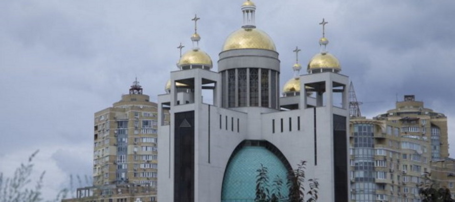 Ucraina. A Kiev, danneggiata dai droni russi anche la Cattedrale della Resurrezione di Cristo