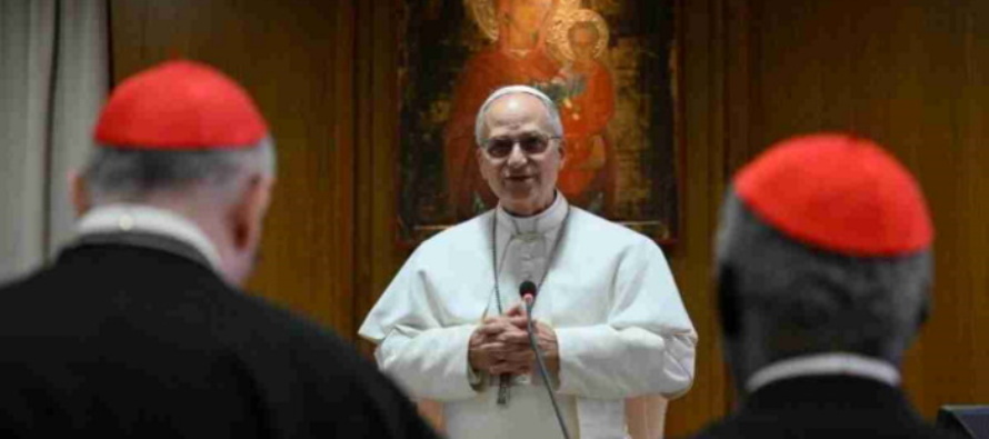 Leone XIV ai Cardinali: “Il Papa è un umile servitore di Dio e dei fratelli”, “Voi i miei più stretti collaboratori”