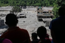 Alluvione Nepal: don Bogati: “unire le mani” per “sostenere questo popolo che soffre”. La Chiesa è presente con Caritas Nepal
